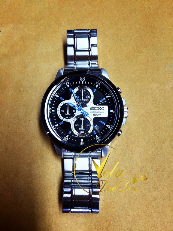 Seiko Chronograph นาฬิกาข้อมือ สายสแตนเลส รุ่น SKS501P1 - หน้าปัดดำ