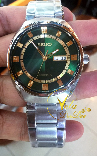 Seiko 5 Sport Automatic นาฬิกาข้อมือผู้ชาย สายสแตนเลส รุ่น SNKN81K1