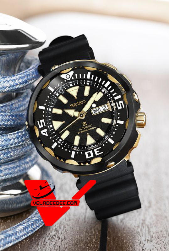 SEIKO Tuna DIVER Prospex นาฬิกาข้อมือผู้ชาย  สายเรซิ่น รุ่น  SRPA82K1
