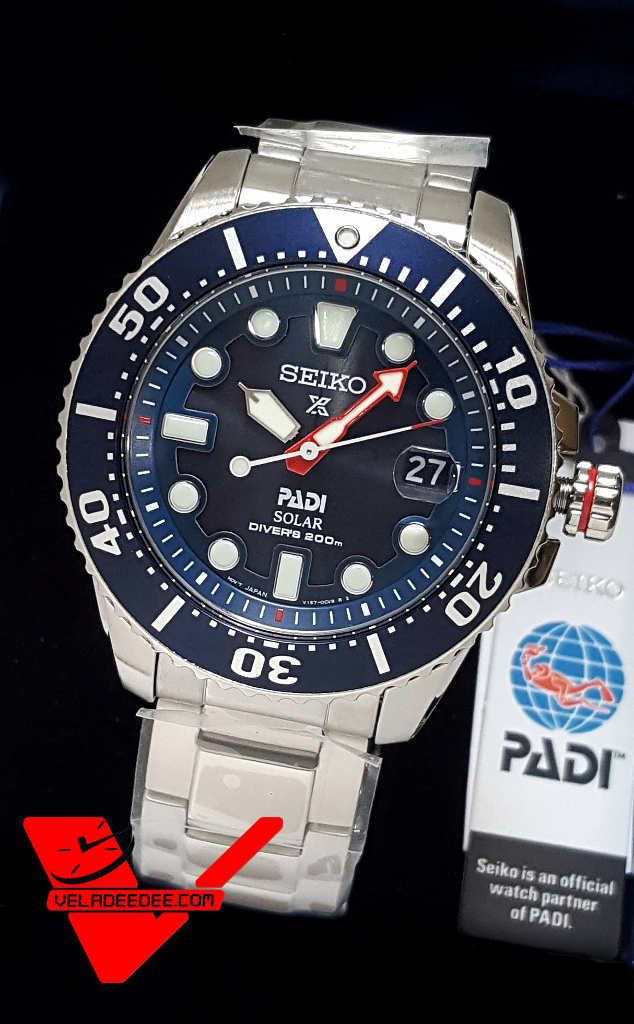  Seiko Prospex PADI Solar Diver's 200M Special Edition นาฬิกาผู้ชาย สายสแตนเลส รุ่น SNE435P1