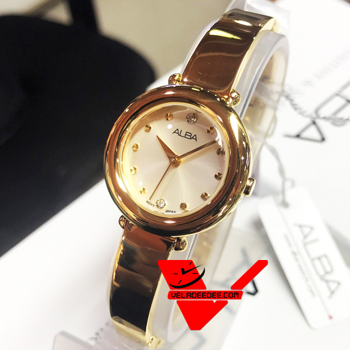 ALBA Crystal Swarovski นาฬิกาข้อมือหญิง สายสแตนเลส  (Gold) รุ่น AH8352X