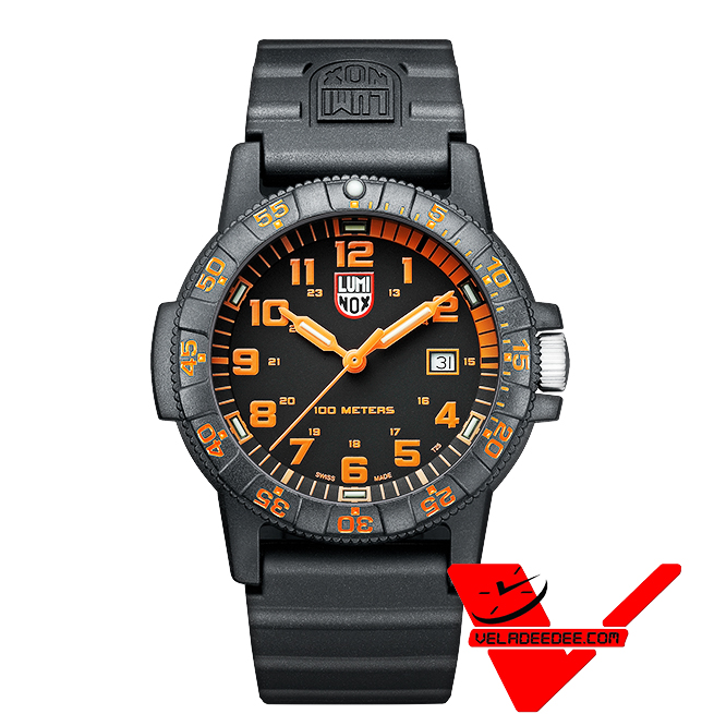 Luminox นาฬิกาข้อมือชาย เรือน Carbon รุ่น XS.0329 (ประกันศูนย์ไทยศรีทองพาณิชย์ 2 ปี)